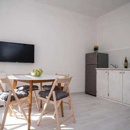 Max Apartman Trogir