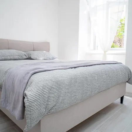 Apartman Max *
